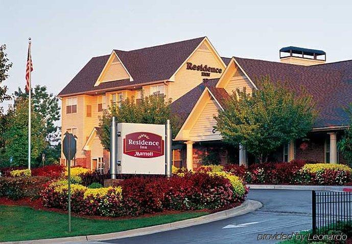 By Marriott Youngstown Warren/niles Hotel Niles
