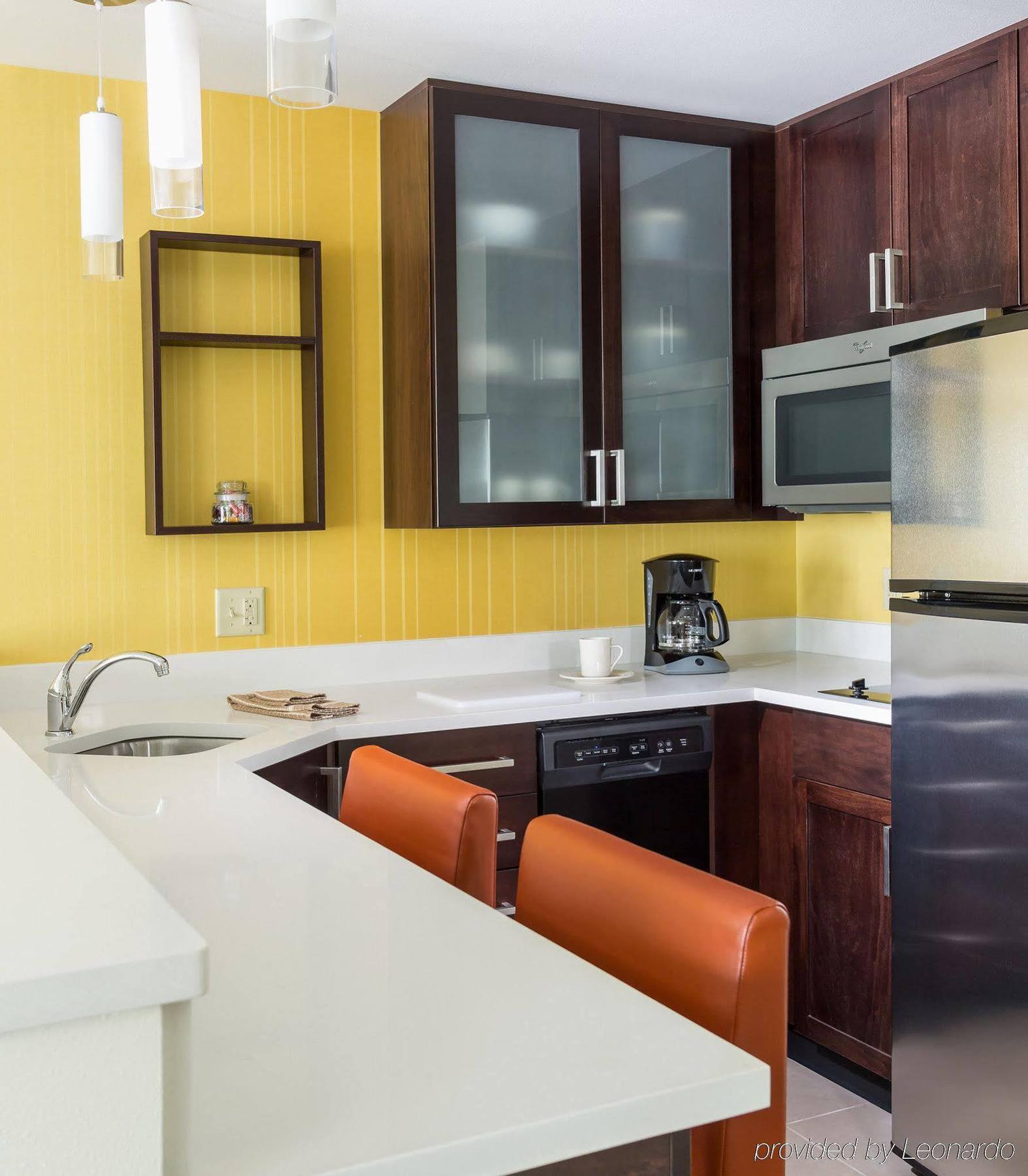 By Marriott Youngstown Warren/niles Hotel 3*